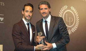 Premio al Atlético de Madrid recogido por José Luis Pérez Caminero