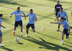 Temporada 14/15 . Entrenamiento en la Ciudad Deportiva de Majadahonda. Rondo en una parte del entrenamiento.