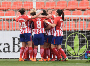 Temp. 17/18 | Atlético de Madrid Femenino - Betis | 01-04-18 | Jornada 25 | Celebración gol de Silvia Meseguer