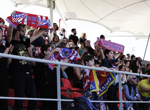 Temporada 17/18. Otra mirada del partido Atlético de Madrid Femenino - Levante. Afición.