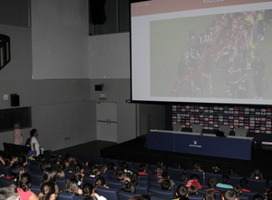 Temporada 17/18 | Charla de Esther González en el Wanda Metropolitano 