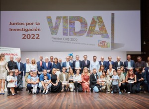 FOTO DE FAMILIA PREMIOS CRIS 2022