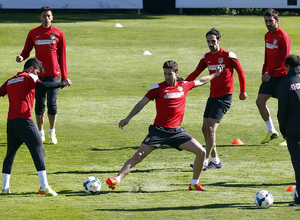 Gabi y Villa, en un momento del entrenamiento matinal del viernes, antes del partido frente al Villarreal